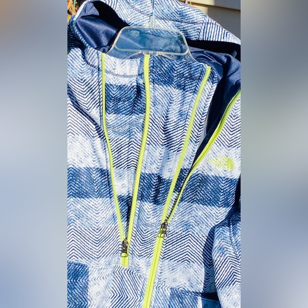 🔥😎North Face Sz-L VGUC Asymmetrical- Zip Women's Spring/Fall Hoodie, Sooo Comfy - Picture 7 of 16